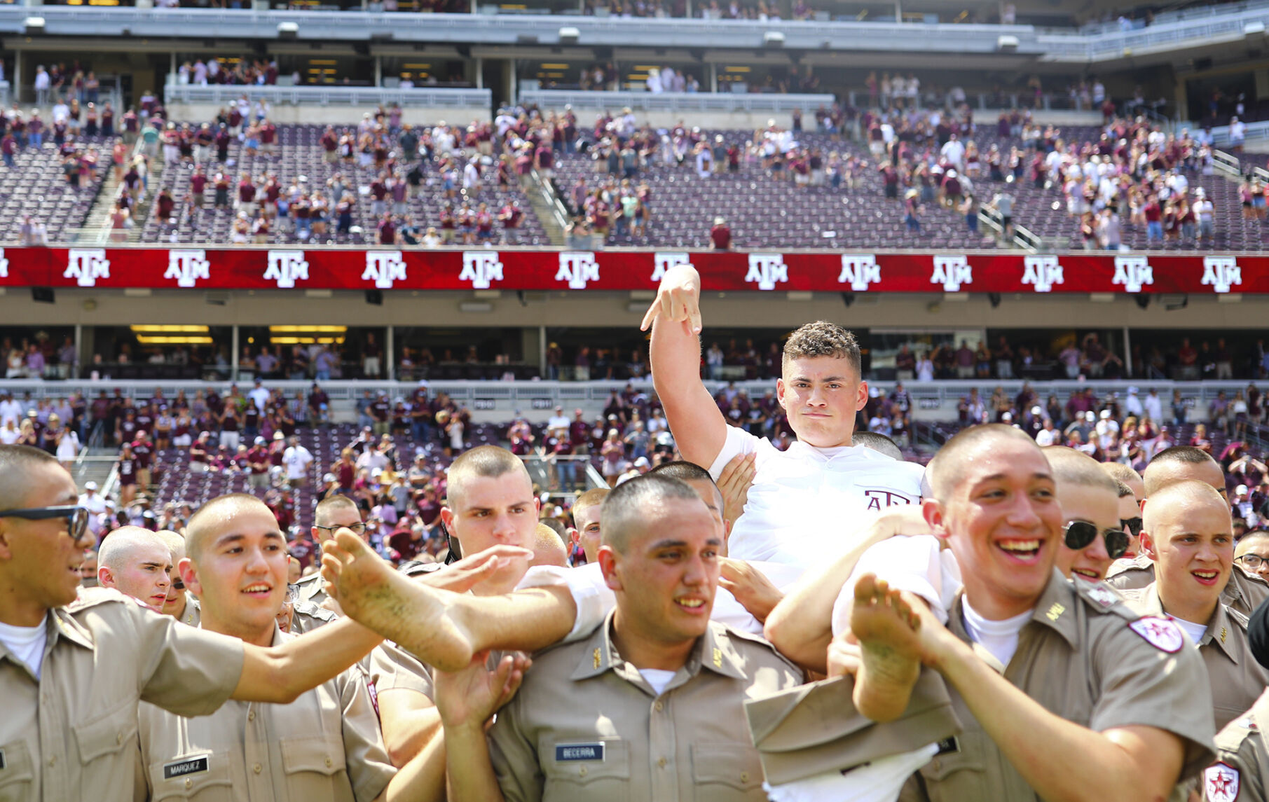 Yell Leaders